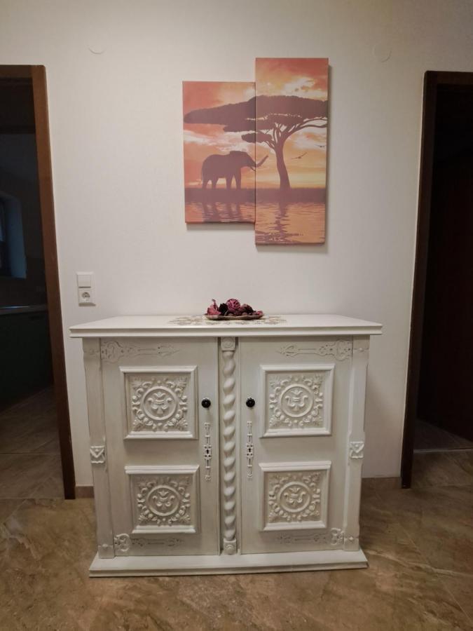 Schoene Wohnung Am Georgenberg Reutlingen Buitenkant foto