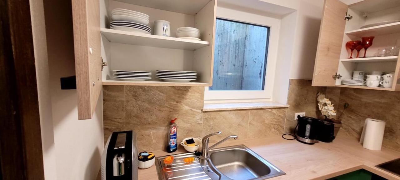 Schoene Wohnung Am Georgenberg Reutlingen Buitenkant foto